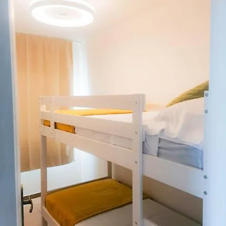 Gran Piso A Metros De La Playa Apartamento
